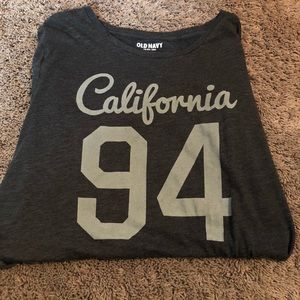 Old navy t-shirt